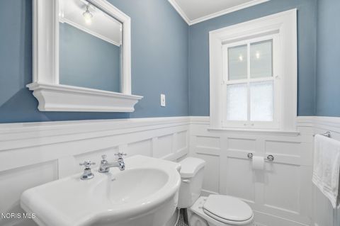 Tiny photo for 2006 Mount Vernon Avenue, Toledo, OH 43607 (MLS # 10005739)