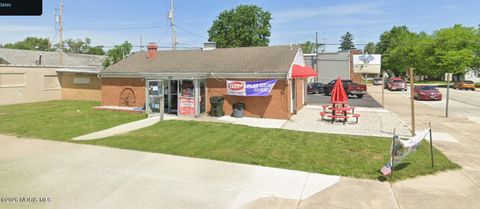 Photo of 102 W Crocker Street, Bradner, OH 43406 (MLS # 10003352)