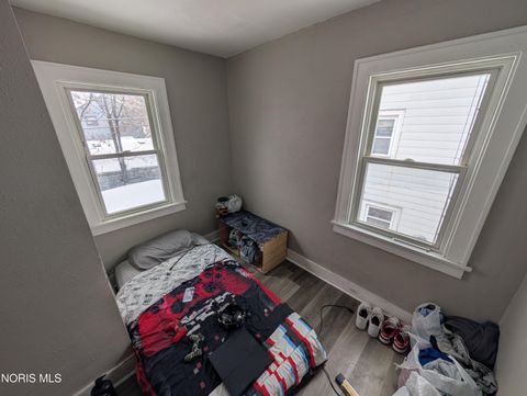 Tiny photo for 4037 Packard Road, Toledo, OH 43612 (MLS # 10007783)