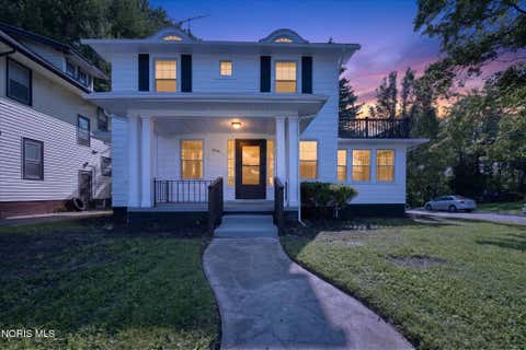 Photo of 2004 Calumet Avenue, Toledo, OH 43607 (MLS # 10012339)