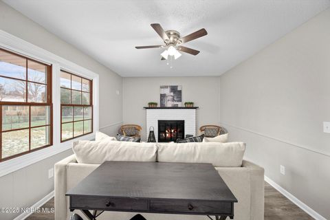 Tiny photo for 1978 Sunnylawn Drive, Toledo, OH 43614 (MLS # 10002485)