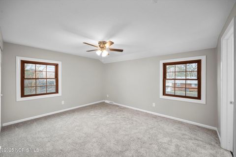 Tiny photo for 1978 Sunnylawn Drive, Toledo, OH 43614 (MLS # 10002485)