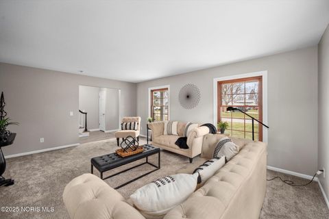 Tiny photo for 1978 Sunnylawn Drive, Toledo, OH 43614 (MLS # 10002485)