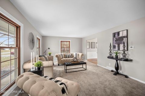 Tiny photo for 1978 Sunnylawn Drive, Toledo, OH 43614 (MLS # 10002485)