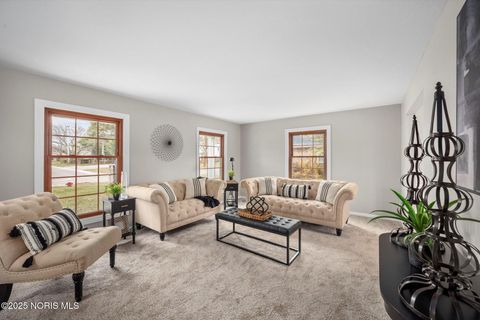 Tiny photo for 1978 Sunnylawn Drive, Toledo, OH 43614 (MLS # 10002485)