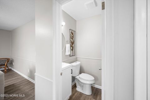 Tiny photo for 1978 Sunnylawn Drive, Toledo, OH 43614 (MLS # 10002485)