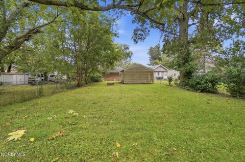 Tiny photo for 4917 Bowser Drive, Toledo, OH 43613 (MLS # 10013795)