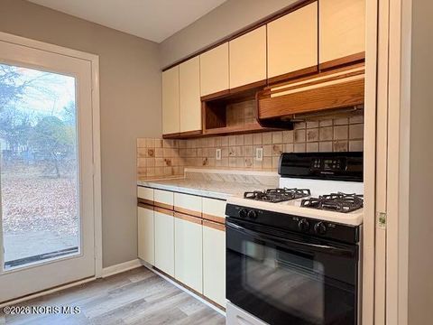 Tiny photo for 3123 Corydon Drive, Toledo, OH 43613 (MLS # 10003205)