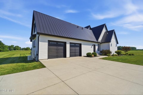 Tiny photo for 5668 County Road 139, Findlay, OH 45840 (MLS # 10012656)