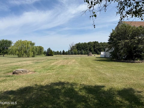 Tiny photo for 9651 W County Road 28, Fostoria, OH 44830 (MLS # 10011013)