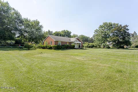 Tiny photo for 931 Harrow Road, Toledo, OH 43615 (MLS # 10010386)