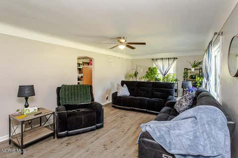 Tiny photo for 931 Harrow Road, Toledo, OH 43615 (MLS # 10010386)
