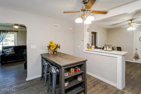 Tiny photo for 931 Harrow Road, Toledo, OH 43615 (MLS # 10010386)