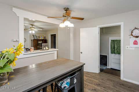 Tiny photo for 931 Harrow Road, Toledo, OH 43615 (MLS # 10010386)