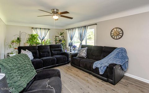 Tiny photo for 931 Harrow Road, Toledo, OH 43615 (MLS # 10010386)