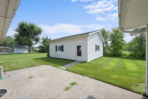 Tiny photo for 117 Tyler Drive, Walbridge, OH 43465 (MLS # 10010845)