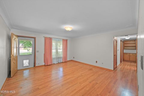 Tiny photo for 117 Tyler Drive, Walbridge, OH 43465 (MLS # 10010845)