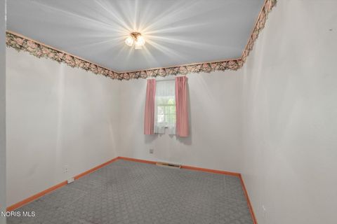 Tiny photo for 117 Tyler Drive, Walbridge, OH 43465 (MLS # 10010845)