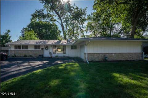 Homes For Sale - 2930 Wicklow Road<br/> Toledo, OH 43606
