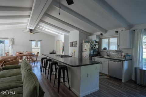 Tiny photo for 2930 Wicklow Road, Toledo, OH 43606 (MLS # 10009239)
