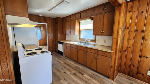 Tiny photo for 1133 Holgate Avenue, Maumee, OH 43537 (MLS # 10013616)
