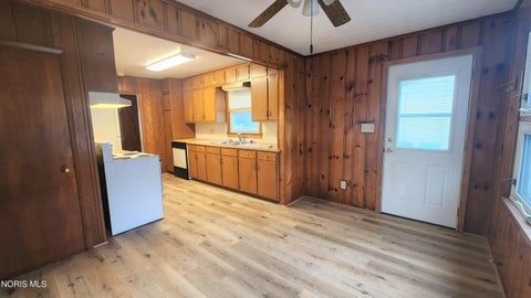 Tiny photo for 1133 Holgate Avenue, Maumee, OH 43537 (MLS # 10013616)