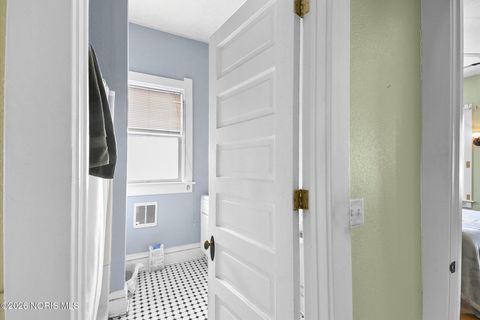 Tiny photo for 5 Birckhead Place, Toledo, OH 43608 (MLS # 10003970)