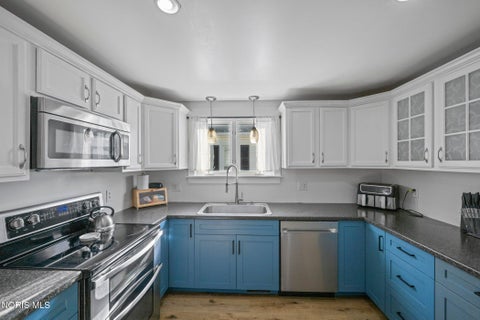Tiny photo for 644 Cherry Street, Findlay, OH 45840 (MLS # 10012408)
