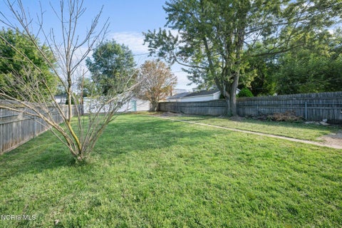 Tiny photo for 644 Cherry Street, Findlay, OH 45840 (MLS # 10012408)