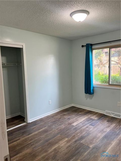 Tiny photo for 5615 Baronswood Circle #105, Toledo, OH 43615 (MLS # 10006707)