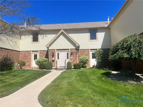 Photo of 5615 Baronswood Circle #105, Toledo, OH 43615 (MLS # 10006707)