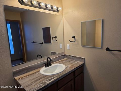 Tiny photo for 503 Utah Street, Toledo, OH 43605 (MLS # 10002132)