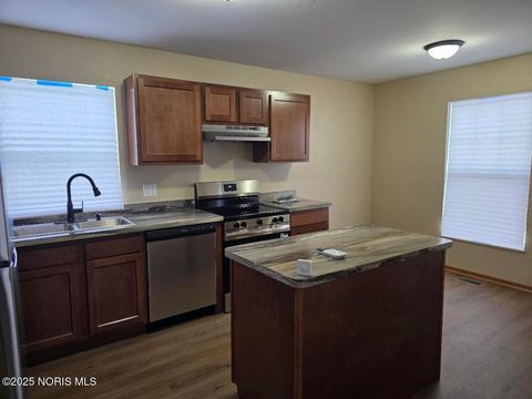 Tiny photo for 503 Utah Street, Toledo, OH 43605 (MLS # 10002132)