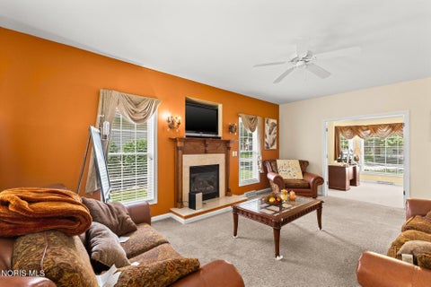 Tiny photo for 712 Whisperlake Road, Holland, OH 43528 (MLS # 10014695)