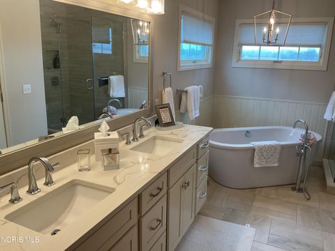 Tiny photo for 8464 Indian Lake Drive, Findlay, OH 45840 (MLS # 10004653)