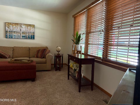 Tiny photo for 129 Woodley Terrace, Findlay, OH 45840 (MLS # 10012103)