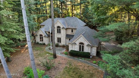 Photo of 5935 Lynwood Court, Whitehouse, OH 43571 (MLS # 10000013)