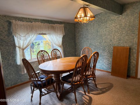 Tiny photo for 1711 Crestwood Drive, Defiance, OH 43512 (MLS # 10000601)
