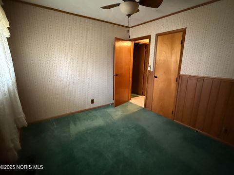 Tiny photo for 1711 Crestwood Drive, Defiance, OH 43512 (MLS # 10000601)