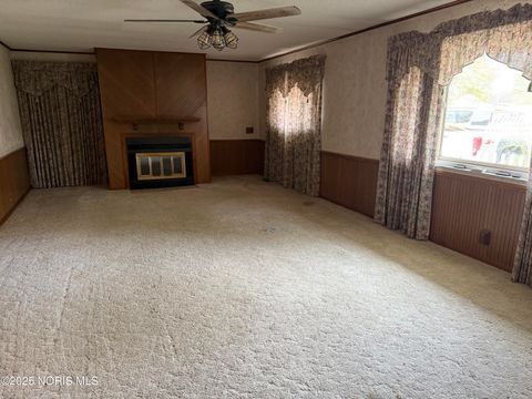 Tiny photo for 1711 Crestwood Drive, Defiance, OH 43512 (MLS # 10000601)