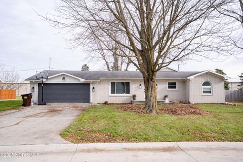 Photo of 808 West Street, Archbold, OH 43502 (MLS # 10002086)