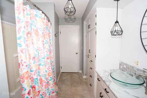 Tiny photo for 808 West Street, Archbold, OH 43502 (MLS # 10002086)