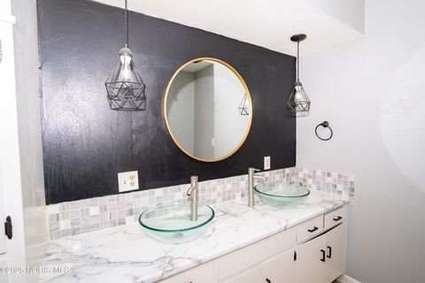 Tiny photo for 808 West Street, Archbold, OH 43502 (MLS # 10002086)