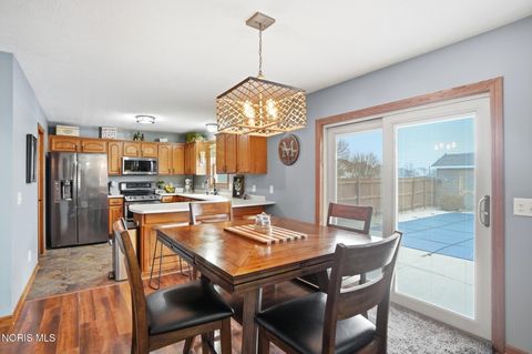 Tiny photo for 201 E Greenwood Drive, Haskins, OH 43525 (MLS # 10005788)