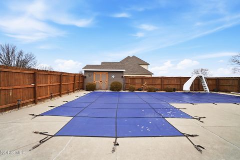 Tiny photo for 201 E Greenwood Drive, Haskins, OH 43525 (MLS # 10005788)