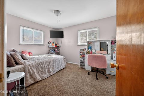 Tiny photo for 4035 Greencrest Lane, Toledo, OH 43614 (MLS # 10002365)