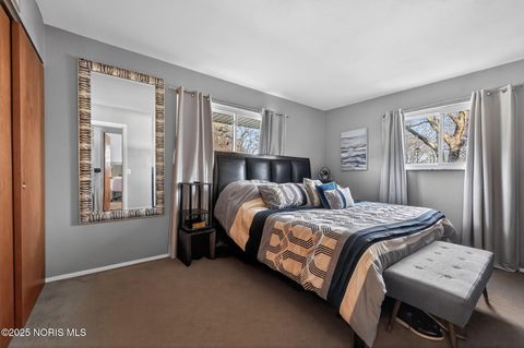 Tiny photo for 4035 Greencrest Lane, Toledo, OH 43614 (MLS # 10002365)