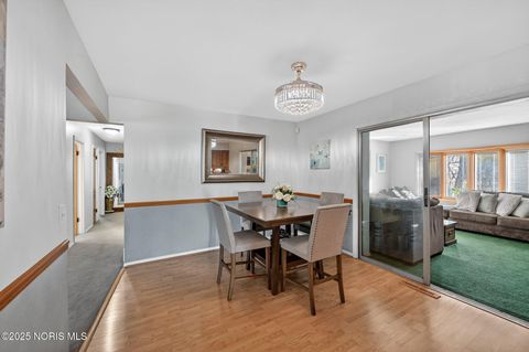 Tiny photo for 4035 Greencrest Lane, Toledo, OH 43614 (MLS # 10002365)