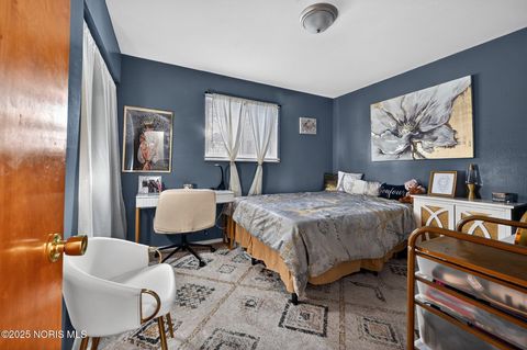 Tiny photo for 4035 Greencrest Lane, Toledo, OH 43614 (MLS # 10002365)