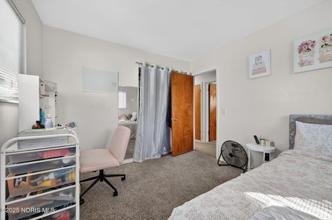 Tiny photo for 4035 Greencrest Lane, Toledo, OH 43614 (MLS # 10002365)